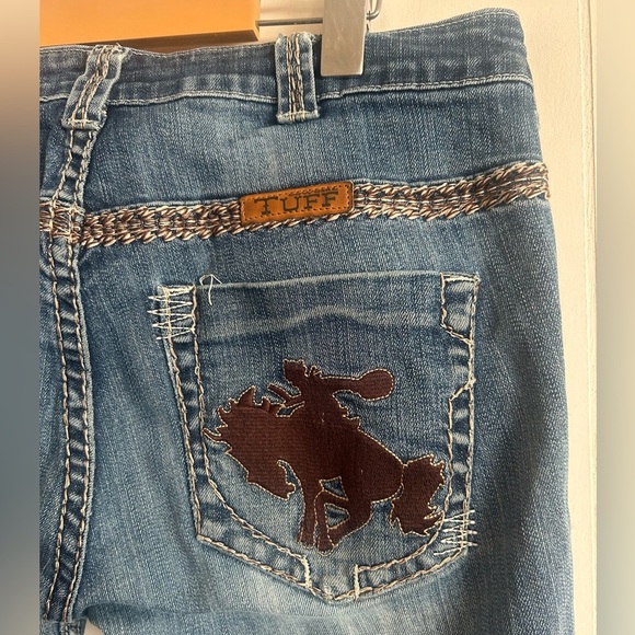 Cowgirl Tuff Blue Denim Jeans size 29, frayed hems, horse graphic on pockets - Picture 11 of 12
